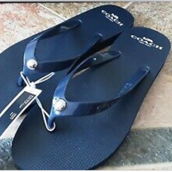 ❤️❤️Coach flip flops ❤️❤️ - Picture 2 of 4